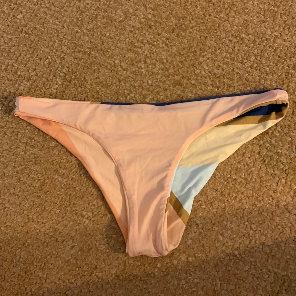 Rip curl reversible bikini bottoms